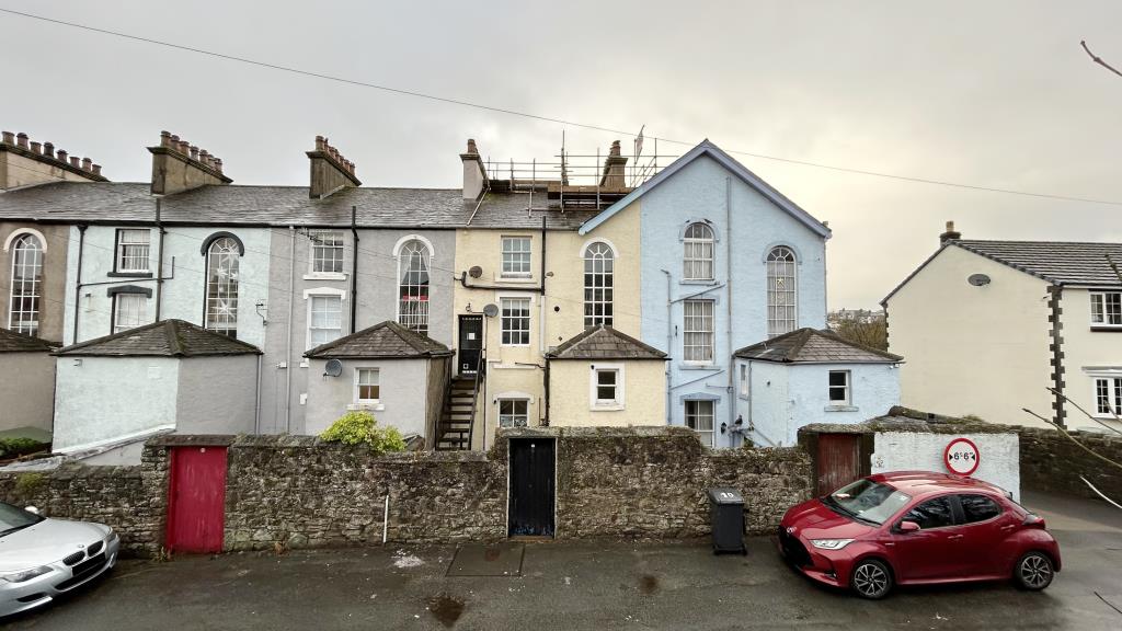 Lot: 26 - FREEHOLD GROUND RENTS - Rear elevation of the building